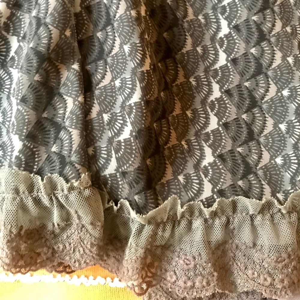 Free People Ruffled Tank - Picture 2 of 5